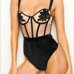 Victoria's Secret Very Sexy Appliqué Velvet Mesh Thong Teddy Bodysuit